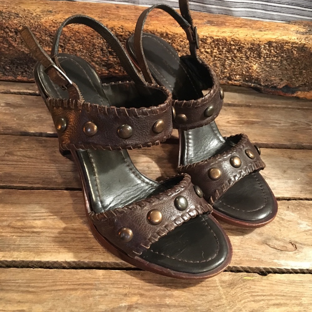 Banana Republic vintage heals.